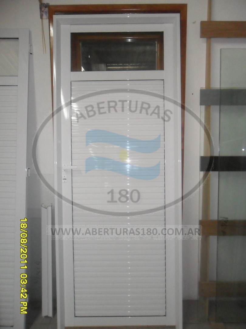 Puerta de 25 modelo B.