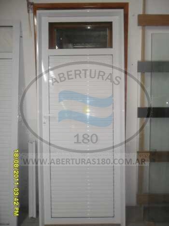 Puerta aluminio 1 mts de ancho.