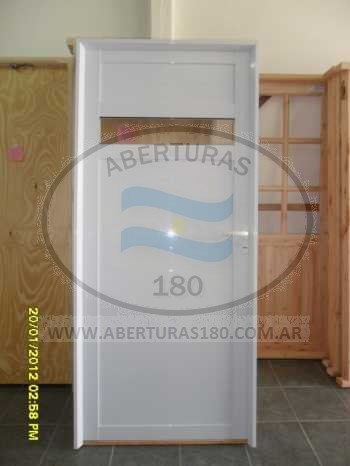 Puerta aluminio 1 mts de ancho.