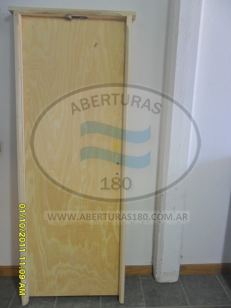 Puerta placa marco lamo 10.
