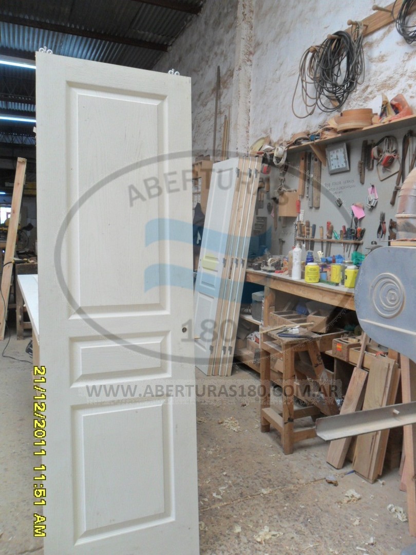 Puerta placa panel skins.