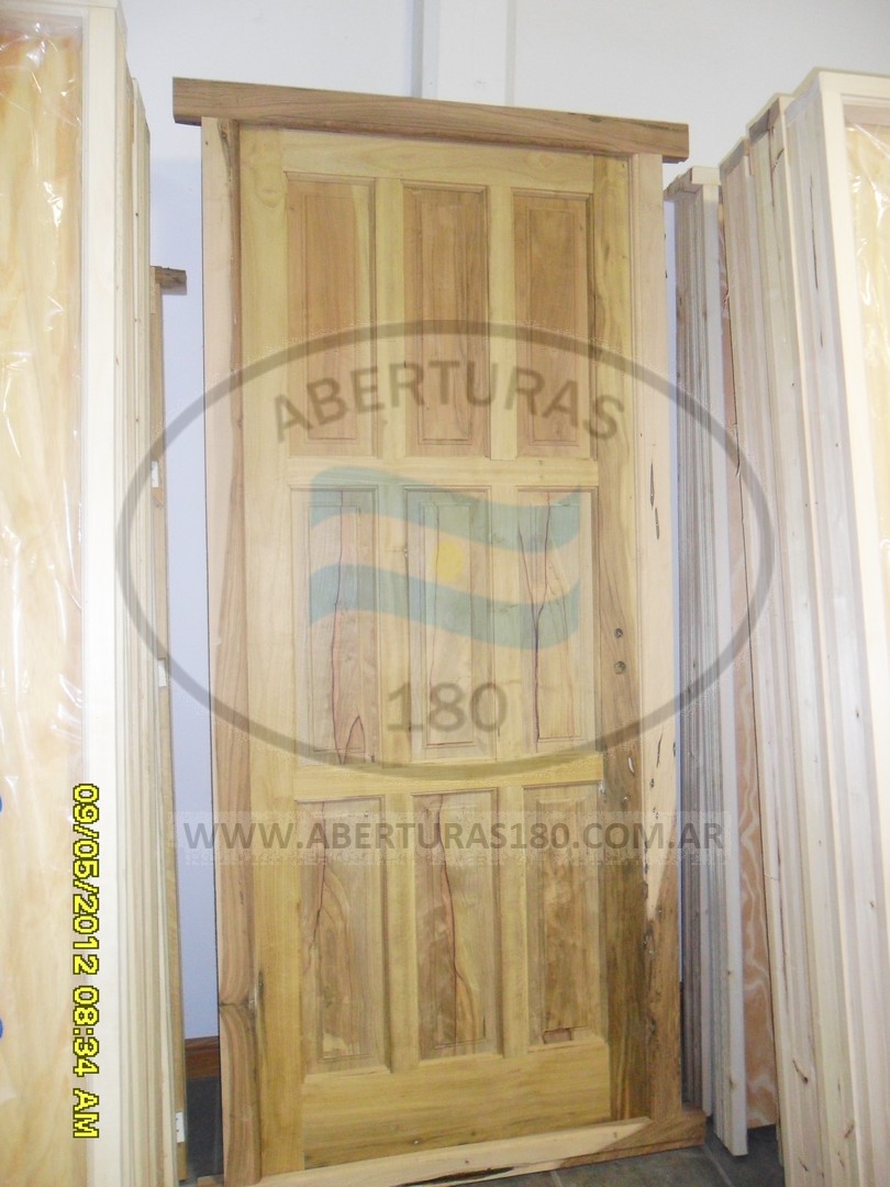 Puerta laurel marco madera dura 9 tablero recto 0.80 x 2.00.