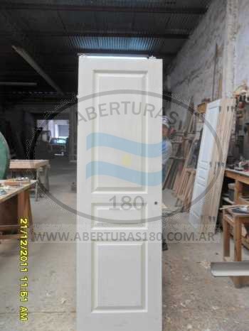 Puerta machimbre horizontal marcos fijos lateral.