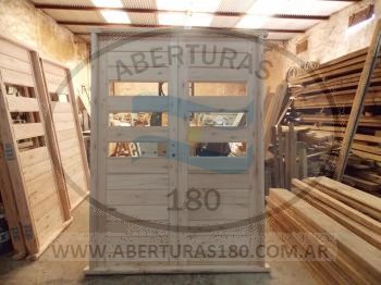 Puerta  cedro 9 tableros.
