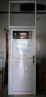 Abertura linea herrero 2.40 X 0.90 c/ventana corrediza 2.40 x 0.45 vidrio comn y pao fijo c/vidrio fantasa. 
